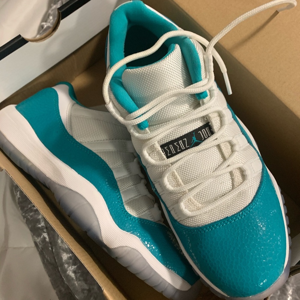 Jordan 11